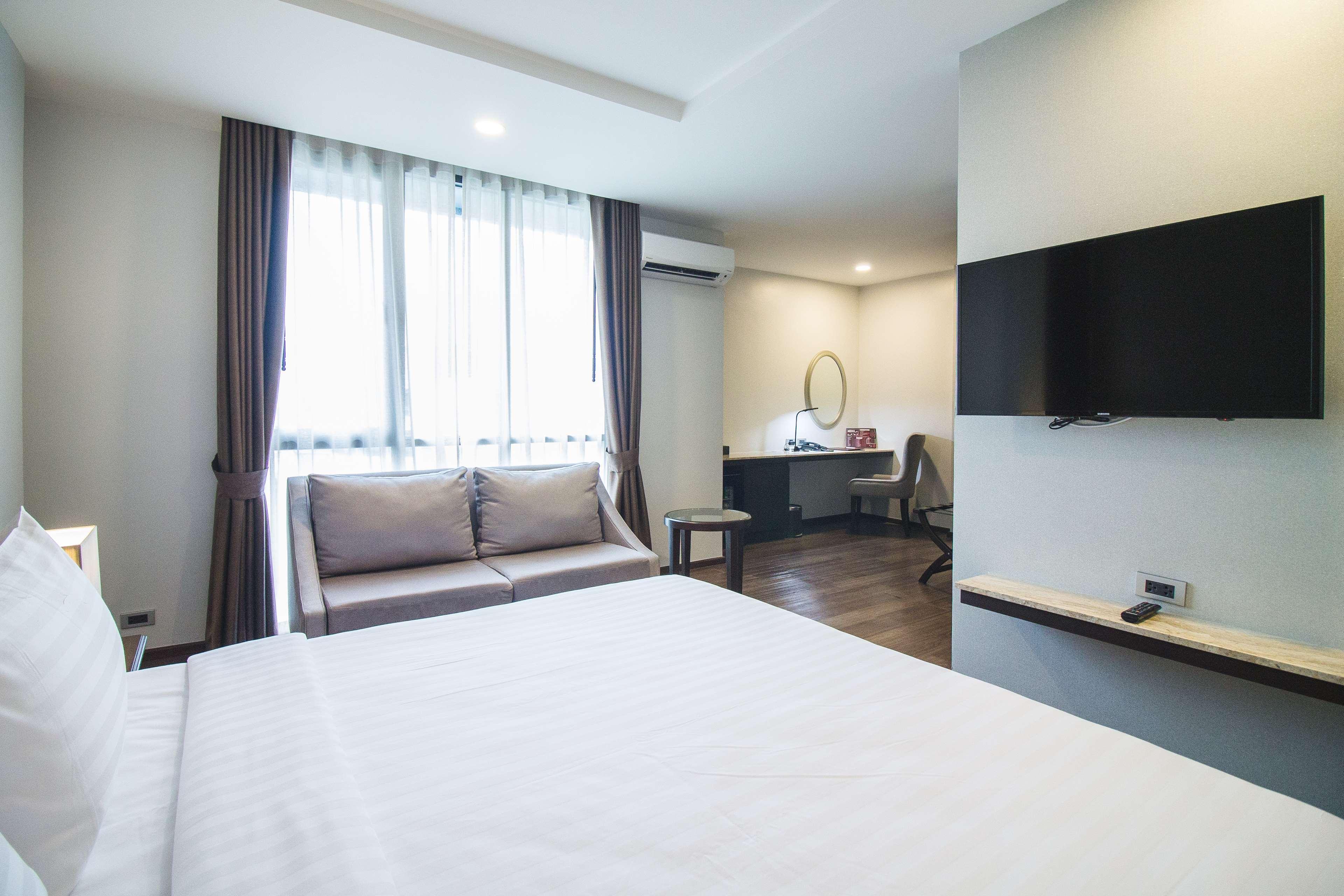 Surestay Plus By Best Western Sukhumvit 2 Bangkok Exteriör bild