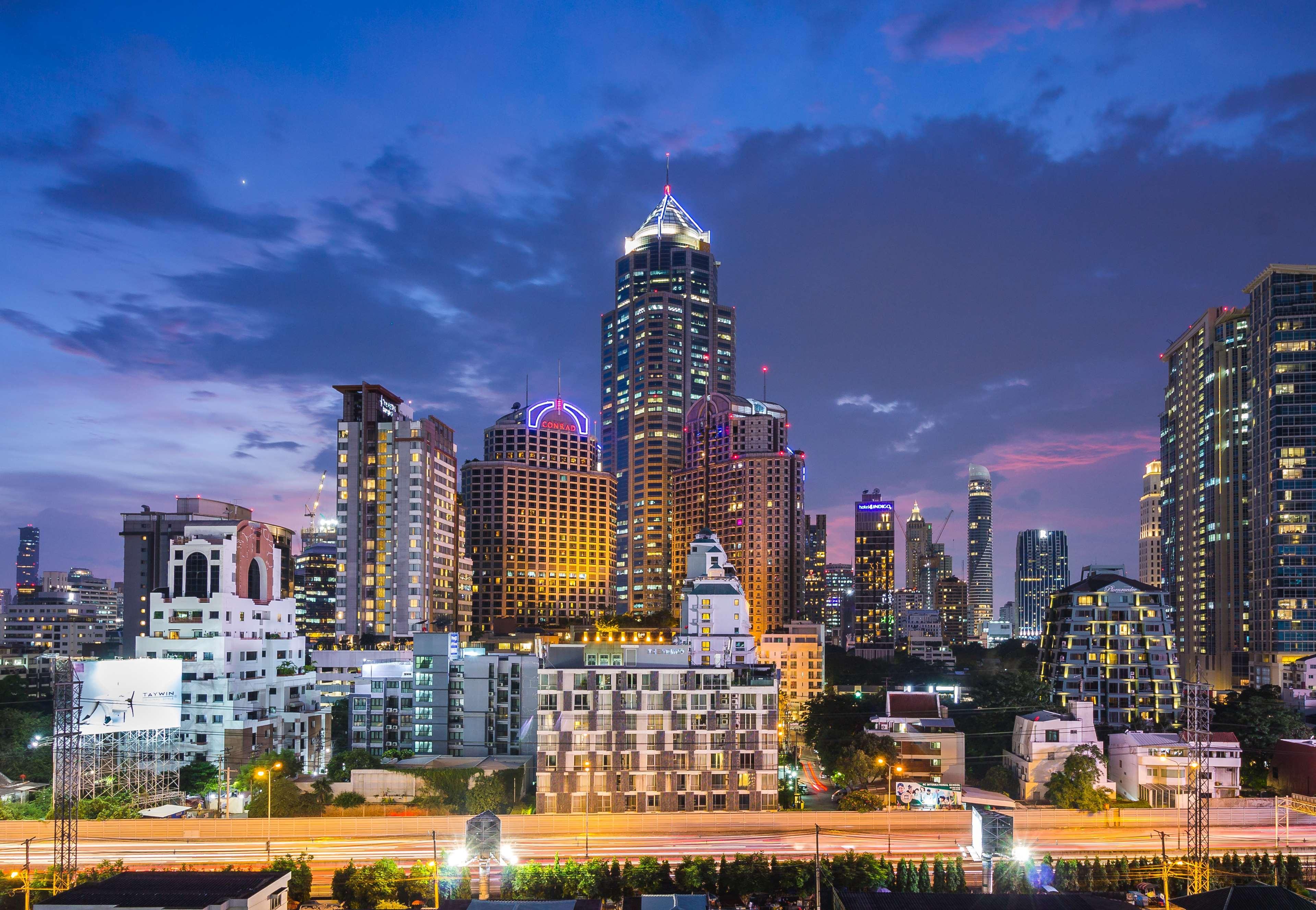 Surestay Plus By Best Western Sukhumvit 2 Bangkok Exteriör bild