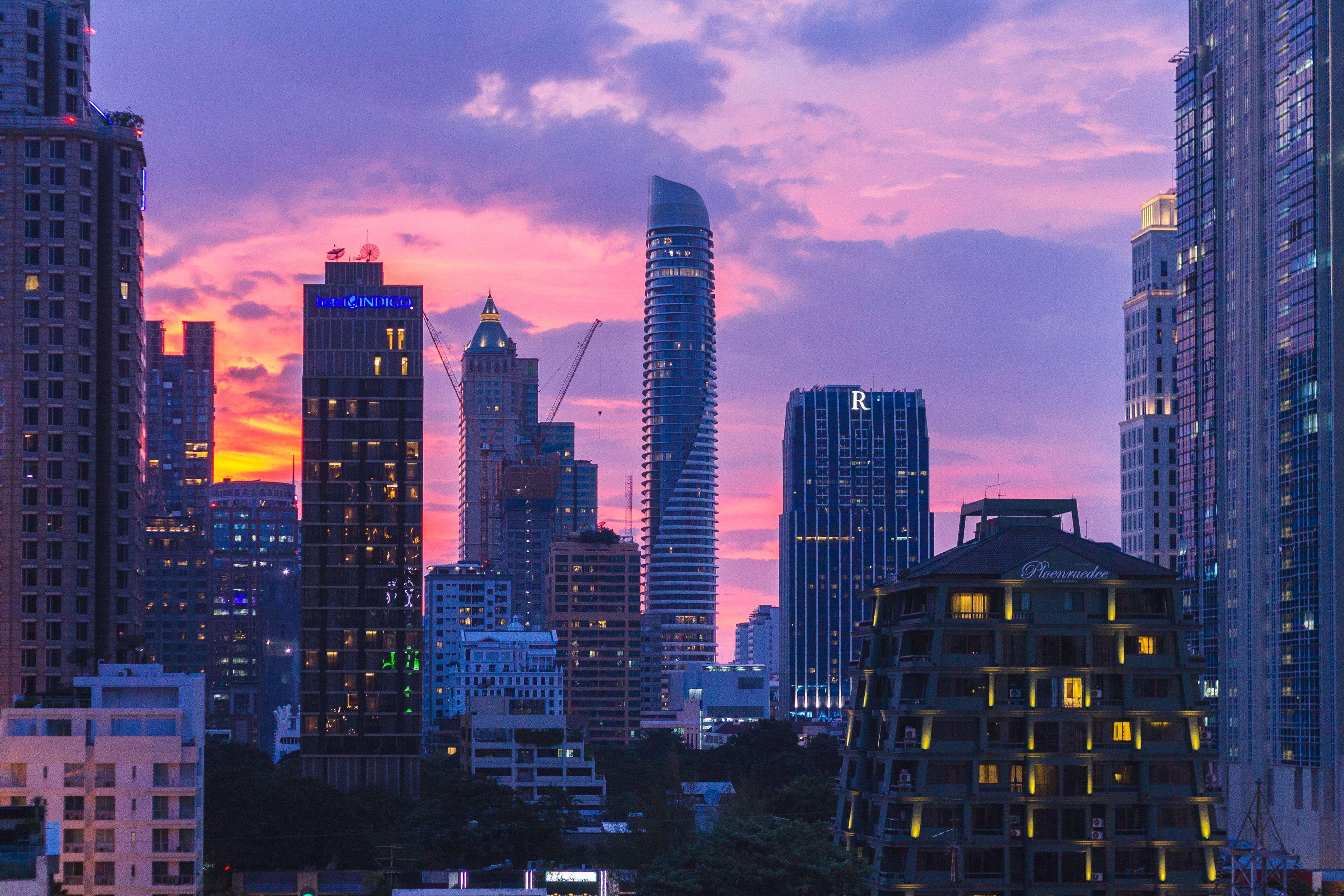 Surestay Plus By Best Western Sukhumvit 2 Bangkok Exteriör bild