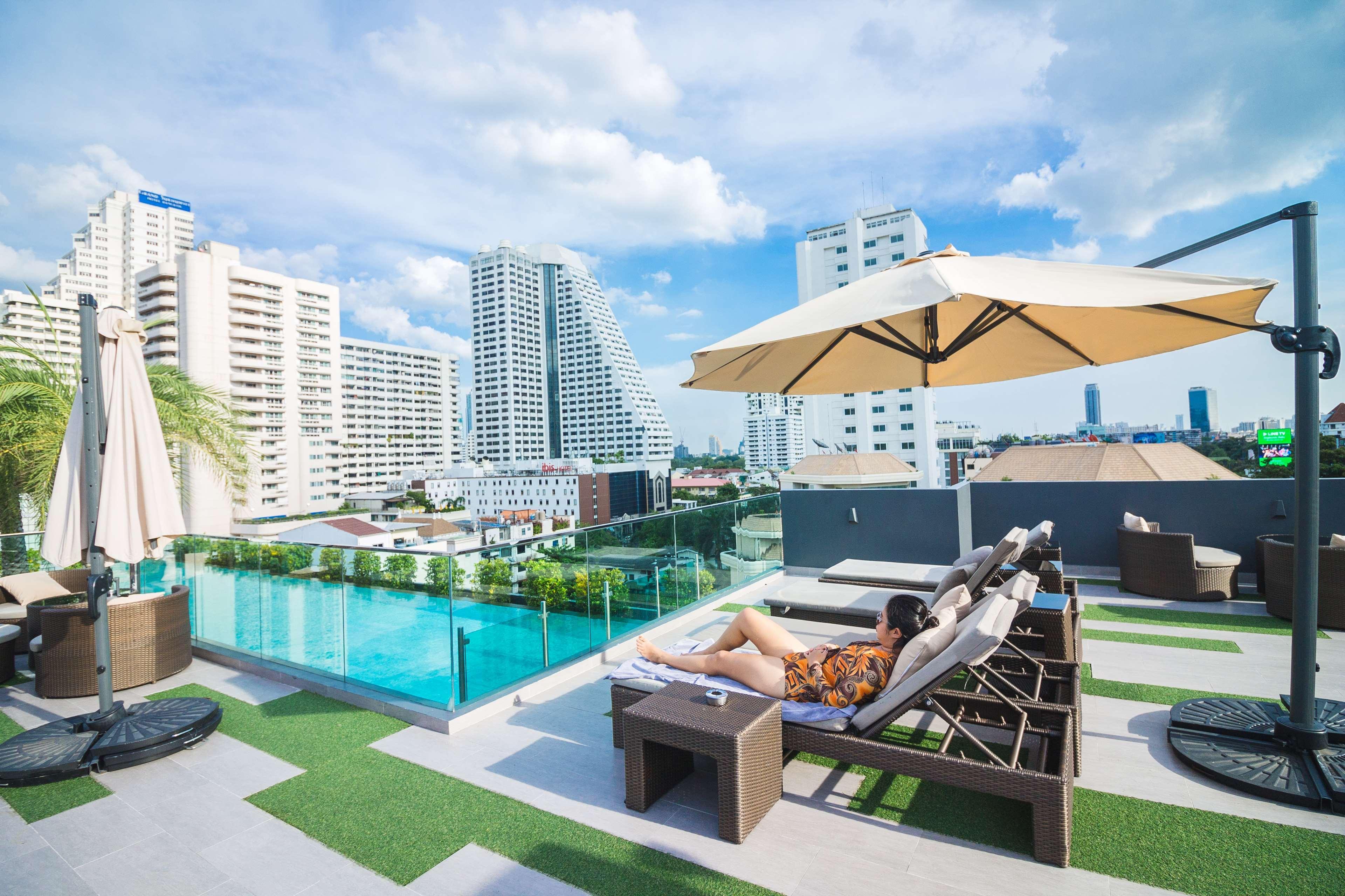 Surestay Plus By Best Western Sukhumvit 2 Bangkok Exteriör bild